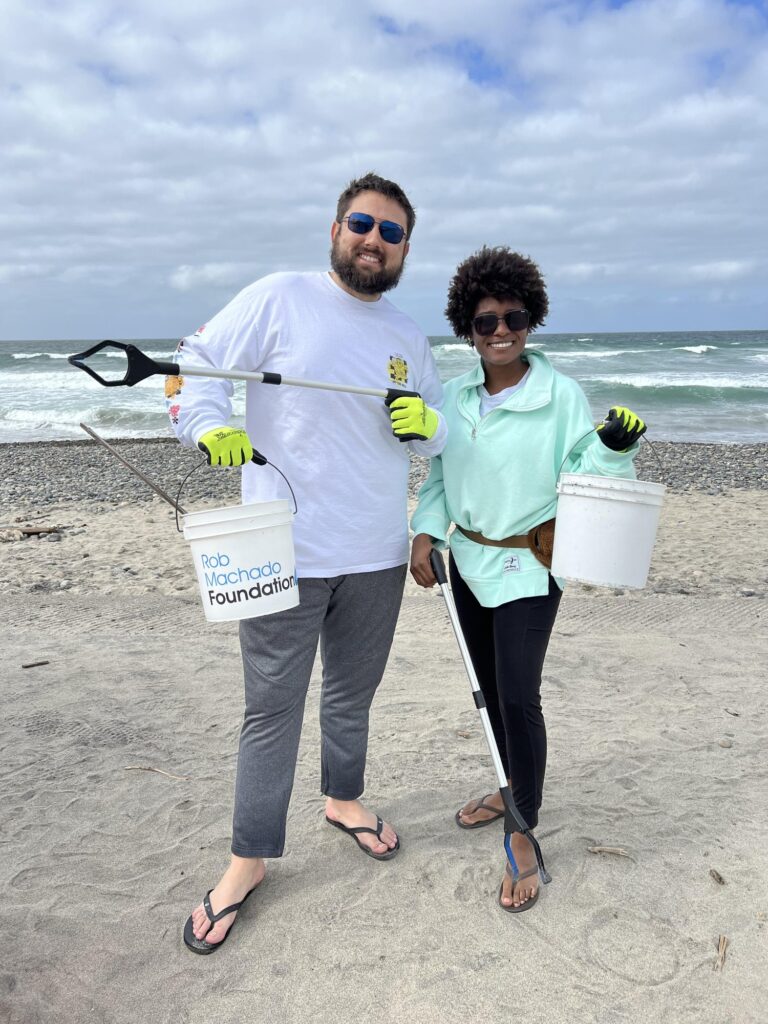 robmachadofoundation_feb_beach_cleanup-2