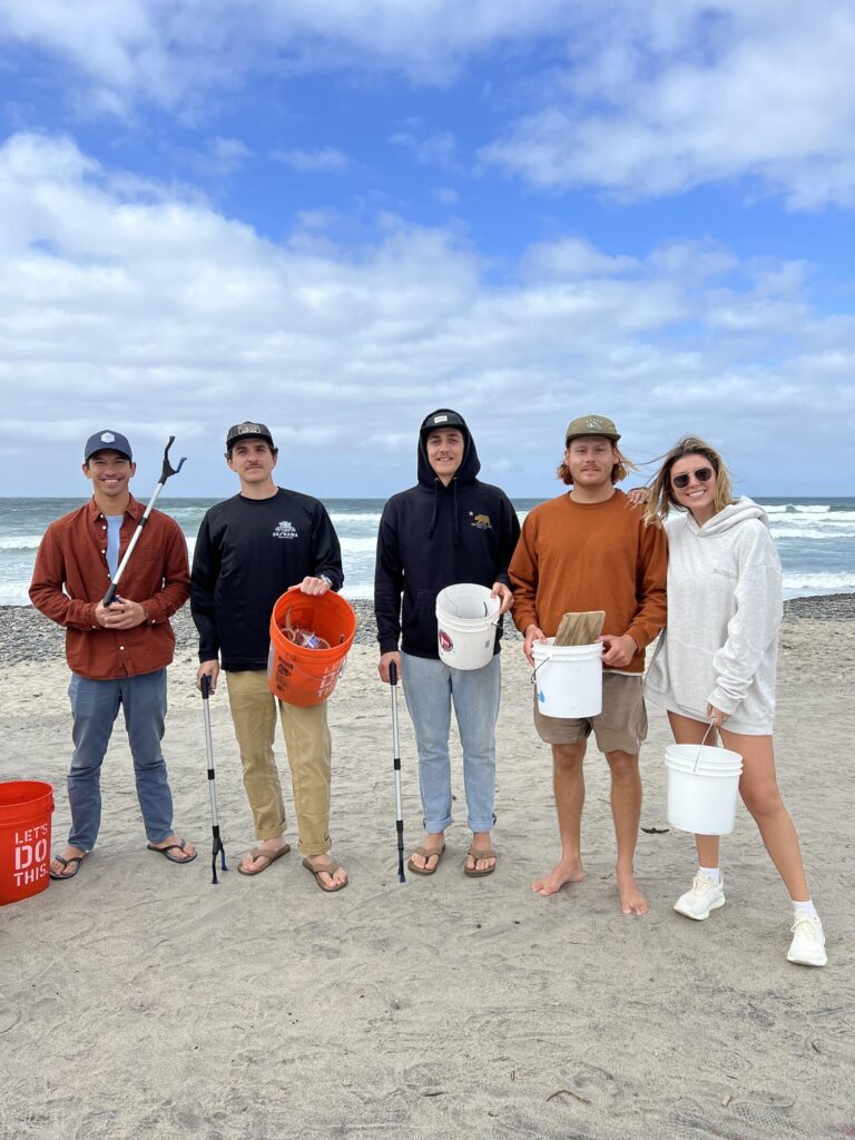 robmachadofoundation_feb_beach_cleanup-6